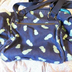 Pineapple Pattern Duffle Bag